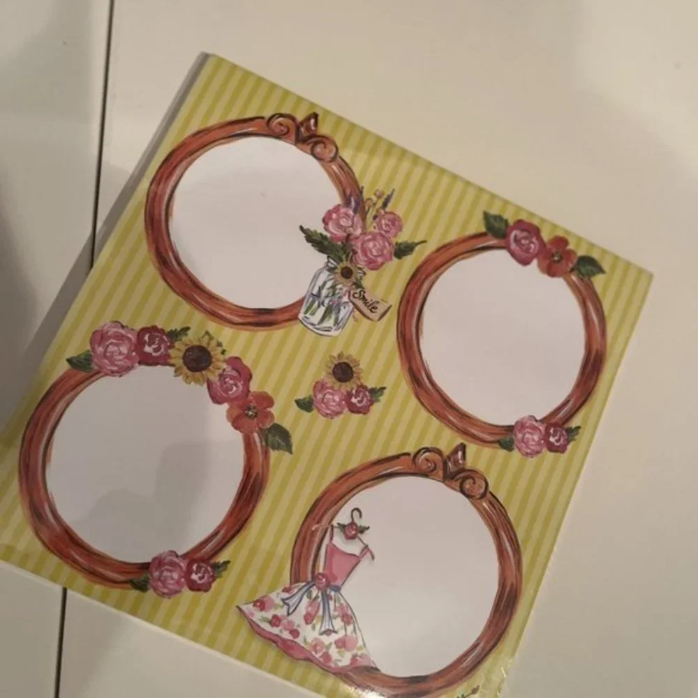 Note Pad‎ / Desk Pad / Floral Themed (80 sheets / new)